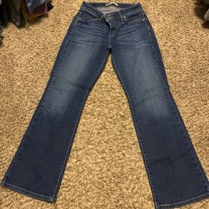 4/$25 Women’s Levi’s bootcut jeans, 8 short. Great condition, like new.